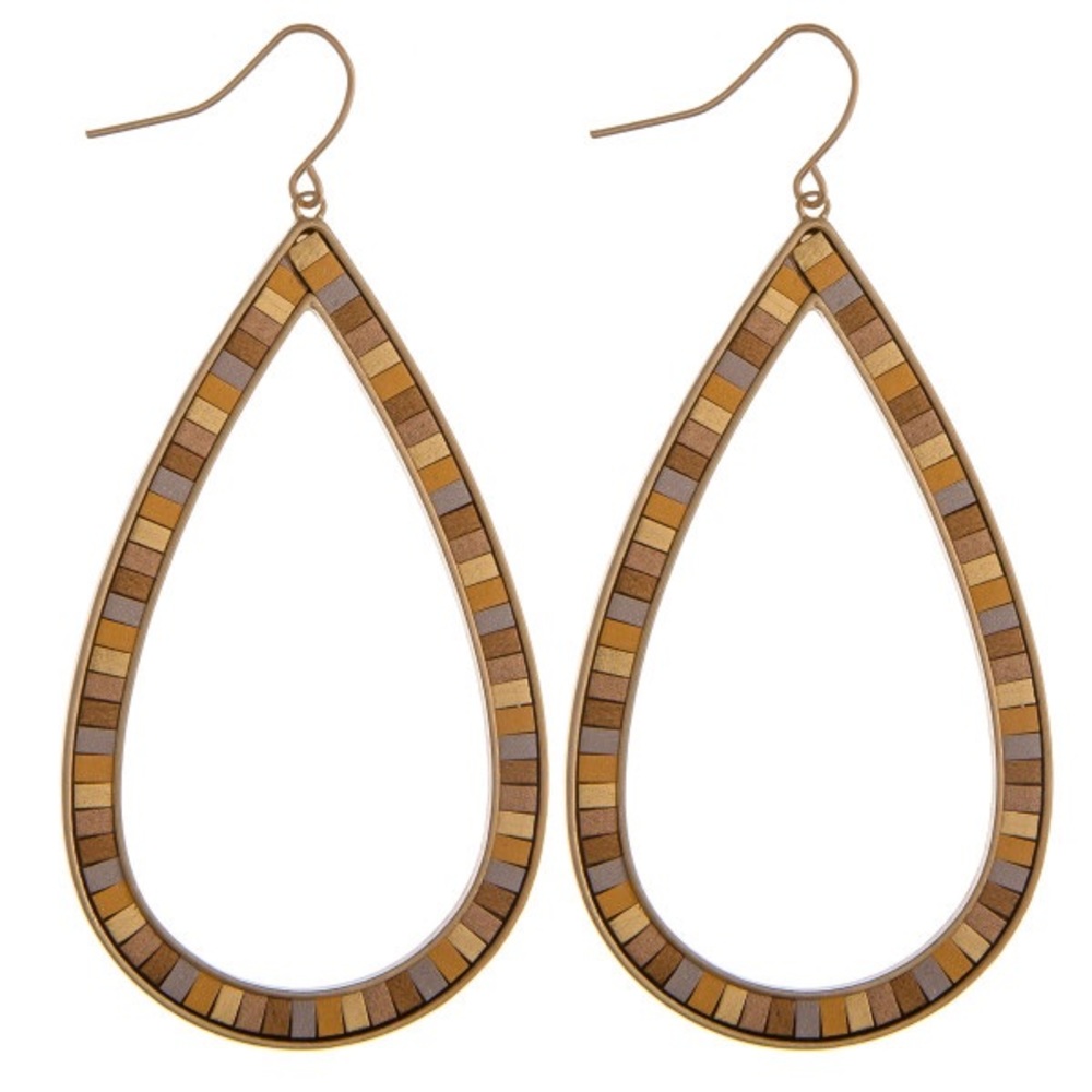 Teardrop resin earrings